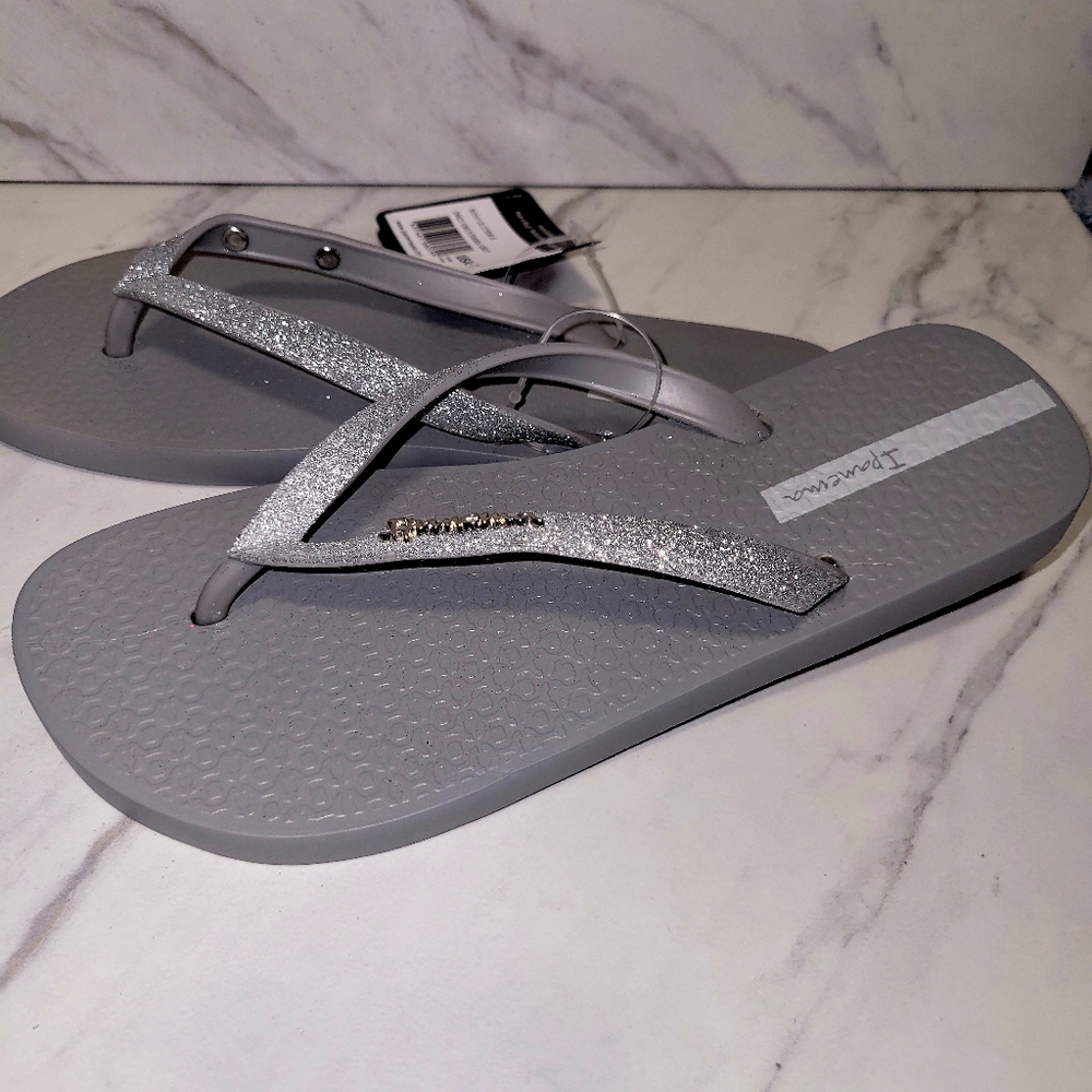 Ipanema Glitter II Women's Flip Flops Size: 7